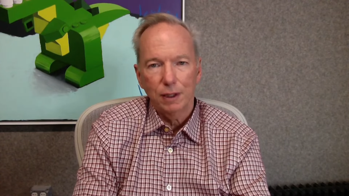 前Google執行長：AI時代的人才是不學者不勝！